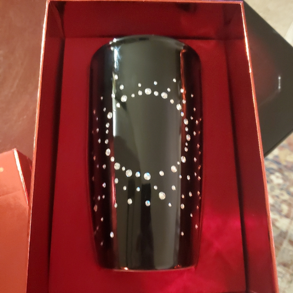 Starbucks x Swarovski crystal 2015 limited edition black travel mug 12oz